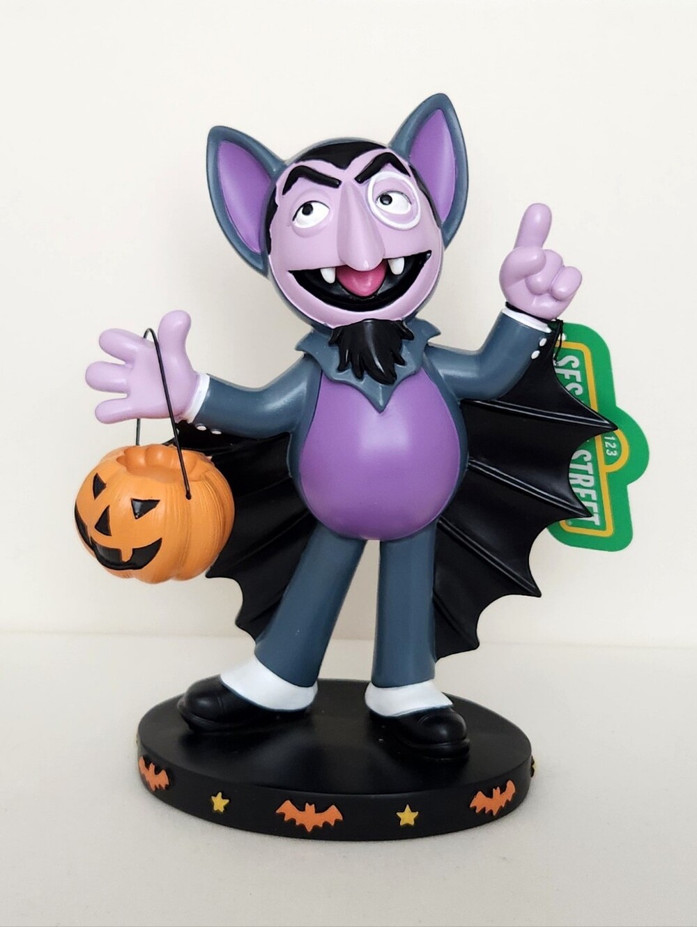 Sesame Street Halloween Bat Costume Count Von Count 9” Figurine Statue Decor New